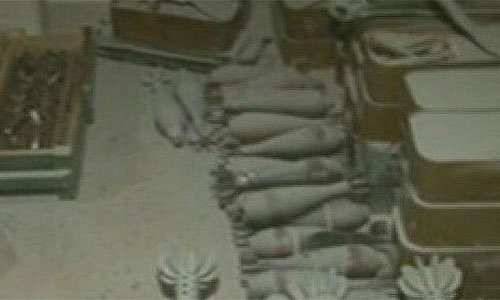 armas encontradas en los túneles de Harasta Ejército sirio decomisa arsenal de armas israelíes en Harasta